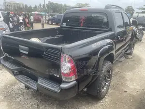 Toyota Tacoma 2013 Black