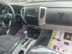 Toyota Tacoma 2013 Black