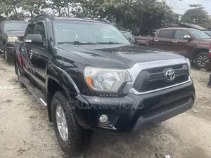 Toyota Tacoma 2015 Black