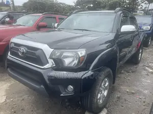 Toyota Tacoma 2011 Black