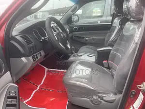 Toyota Tacoma 2014 Red