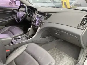 Hyundai Sonata 2013 Black