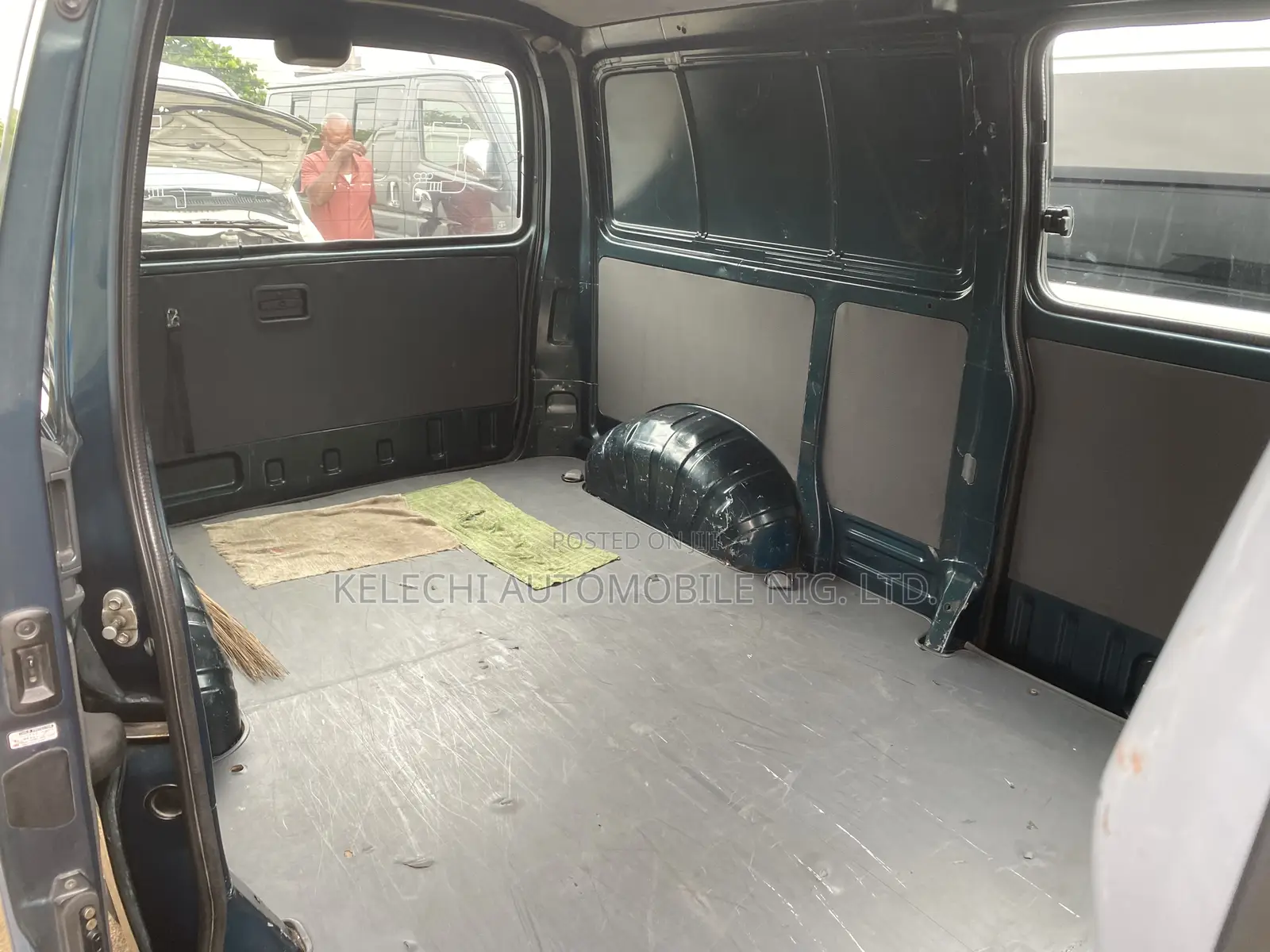 Toyota HiAce 2001 Green