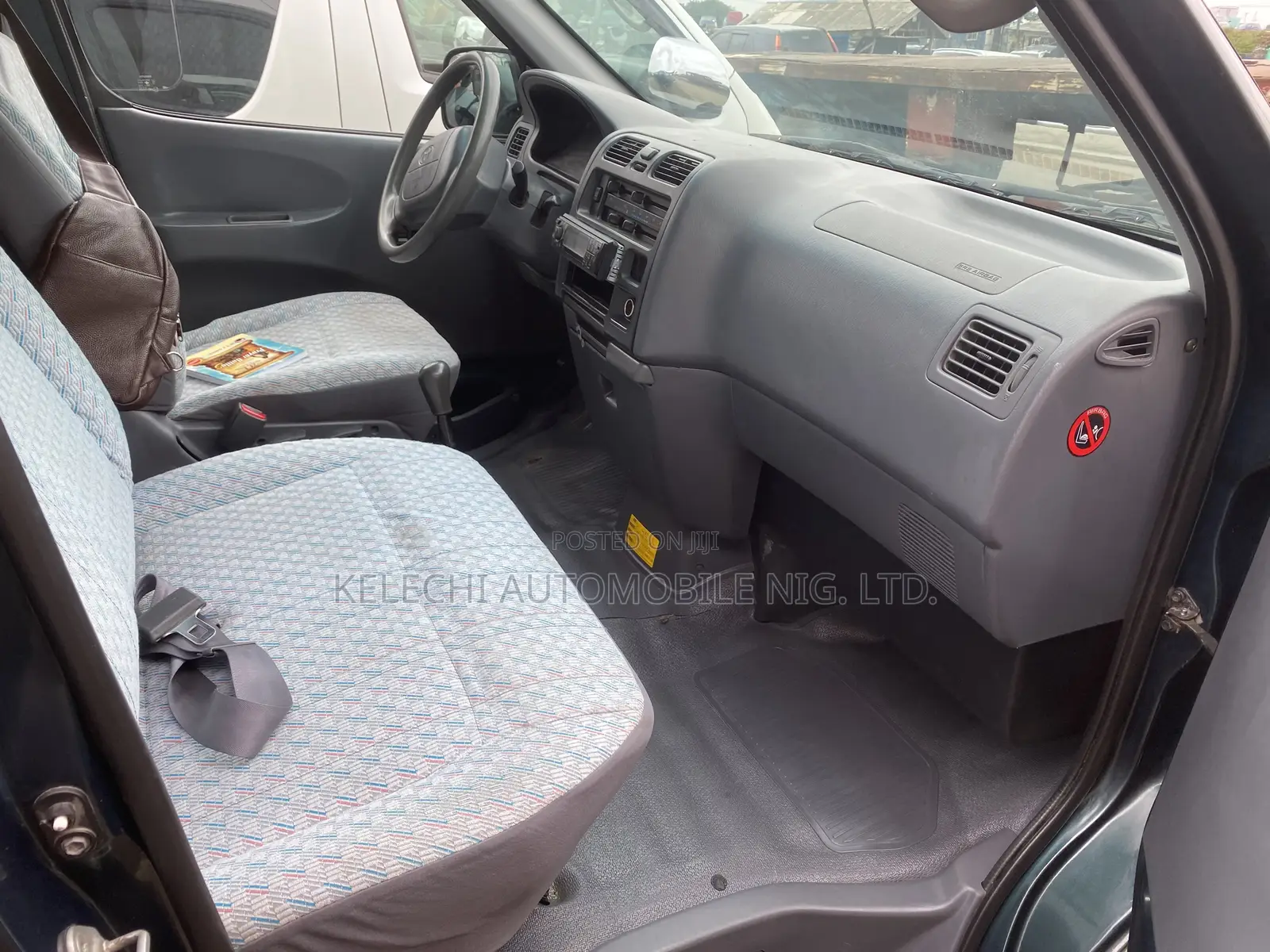 Toyota HiAce 2001 Green