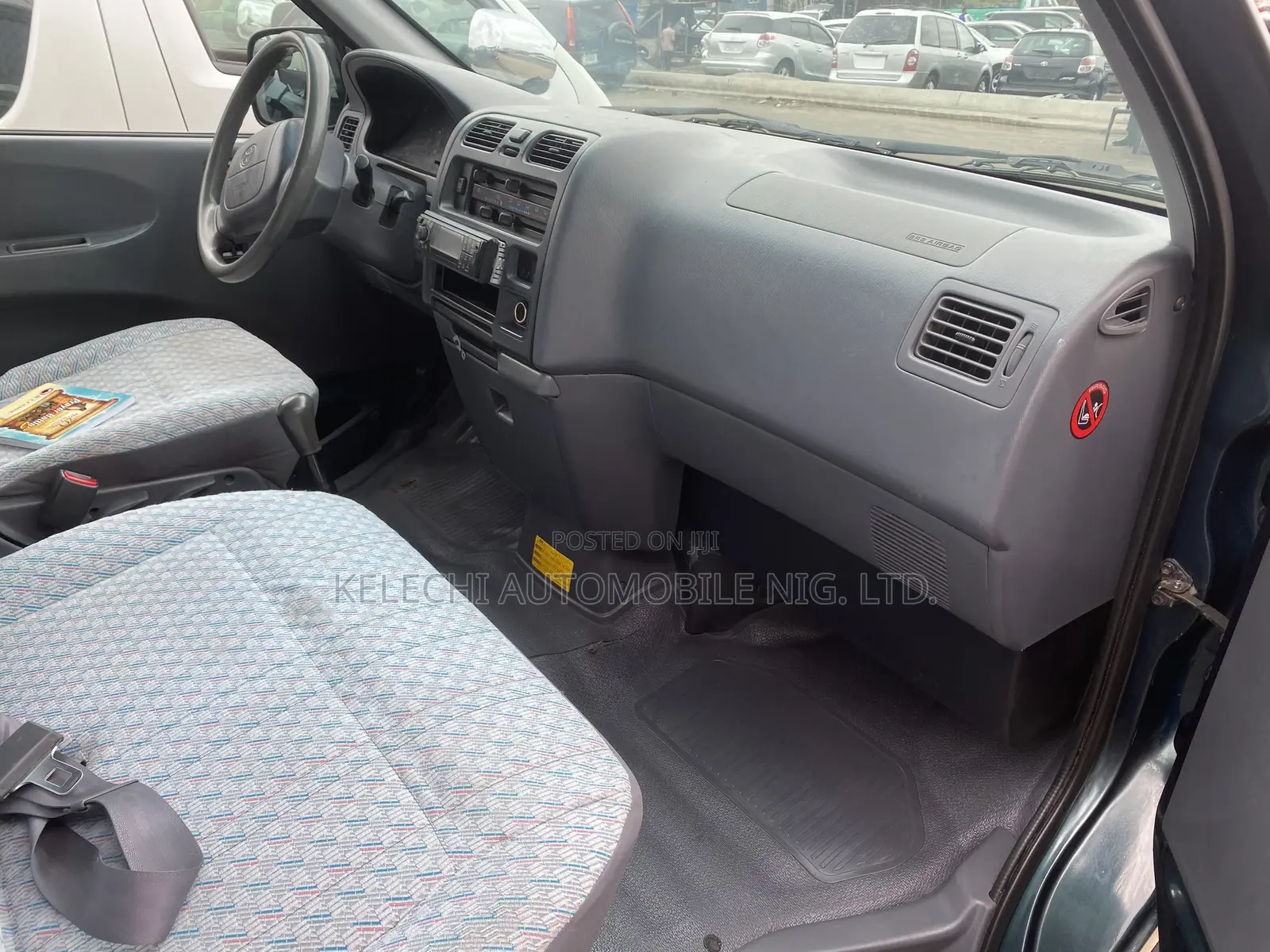 Toyota HiAce 2001 Green