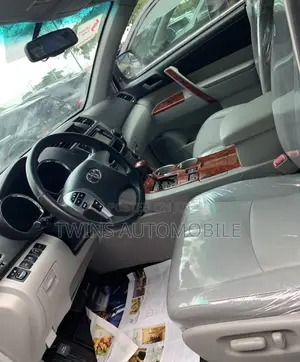 Toyota Highlander Limited 3.5l 4WD 2013 Gray