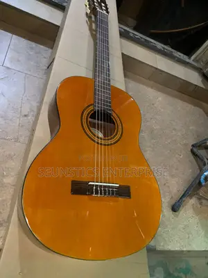 Quality Epiphone Pro 1 Classic AN Classical Guitar