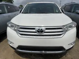 Toyota Highlander Limited 2012 White