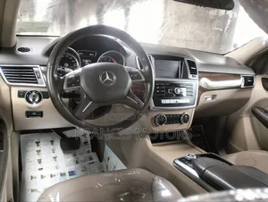 Mercedes-Benz M Class 2015 Brown