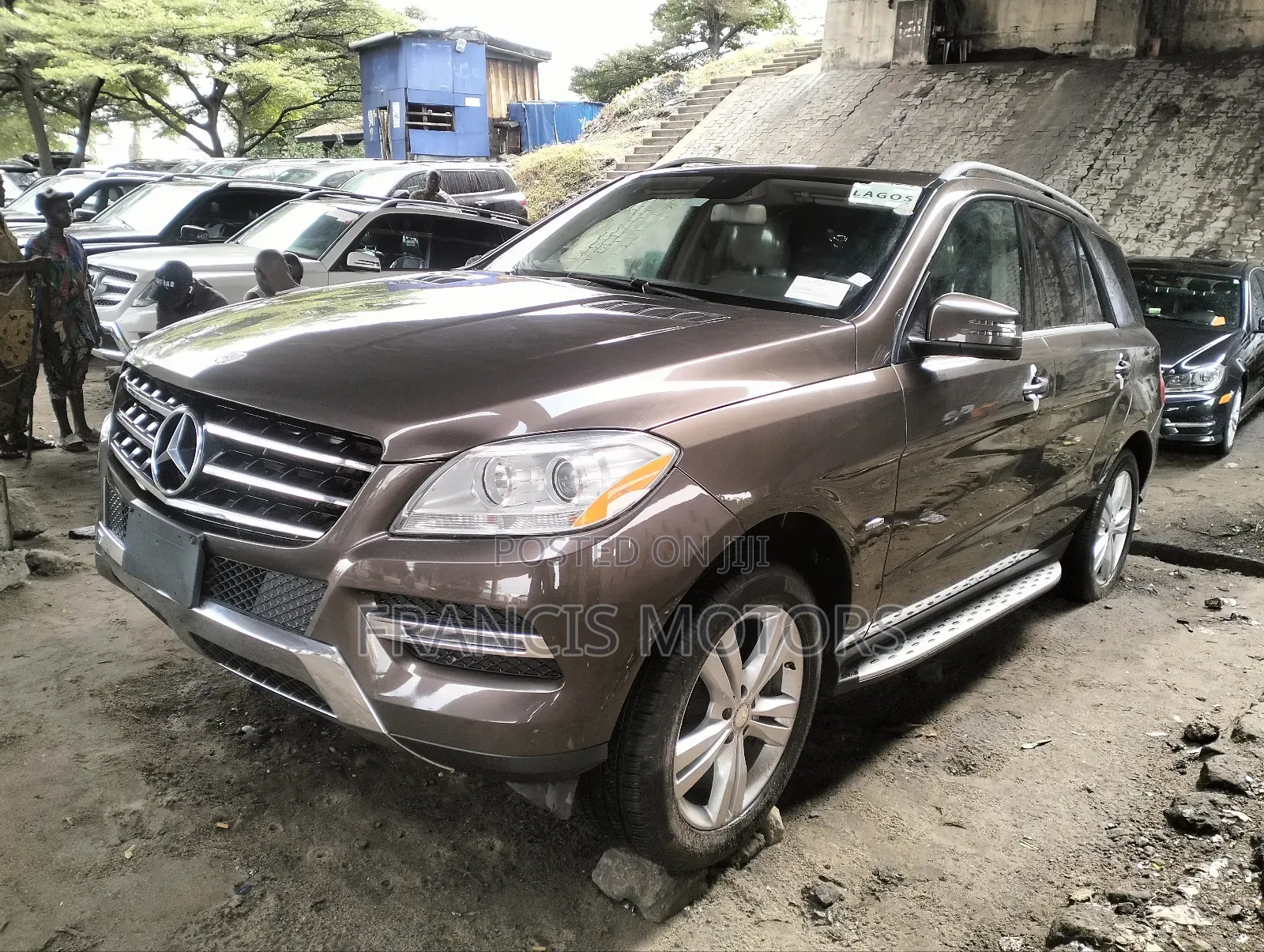 Mercedes-Benz M Class 2015 Brown