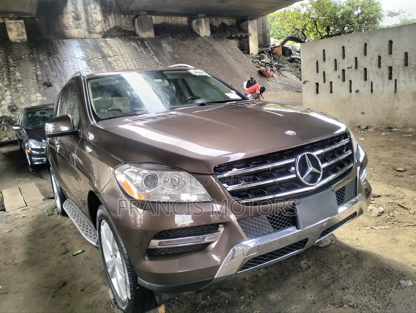 Mercedes-Benz M Class 2015 Brown