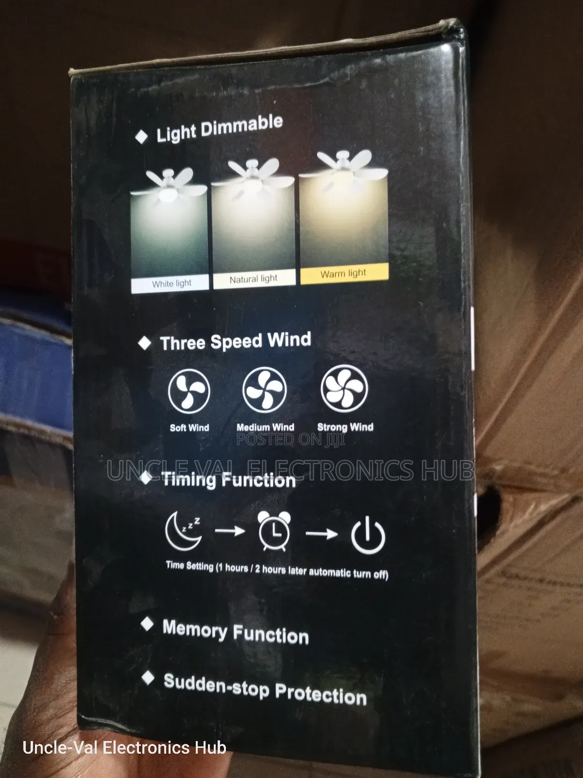 Flower Short-Blade Fan With Light