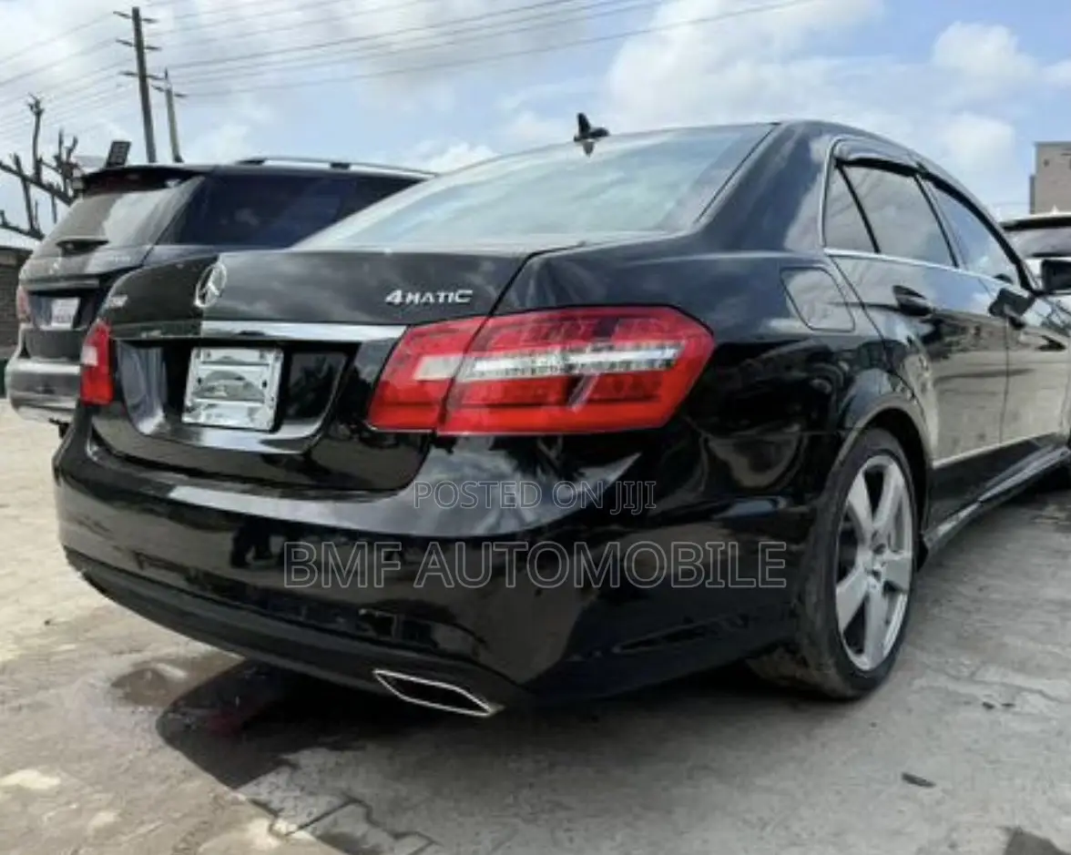 Mercedes-Benz E350 2011 Black