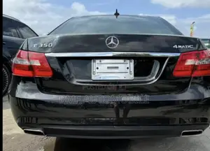 Mercedes-Benz E350 2011 Black