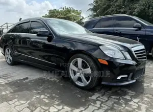 Mercedes-Benz E350 2011 Black