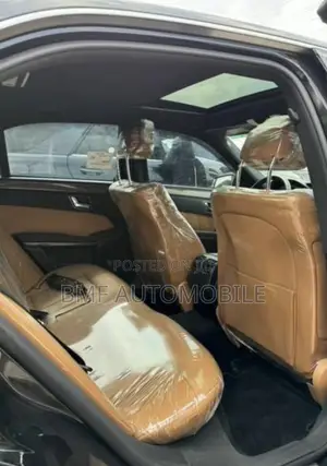 Mercedes-Benz E350 2011 Black