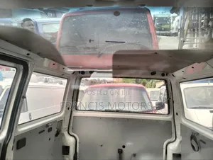 Volkswagen Transporter 2000 White