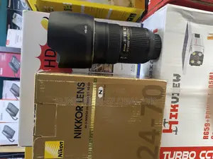 Nikon 24-70mm F2.8g