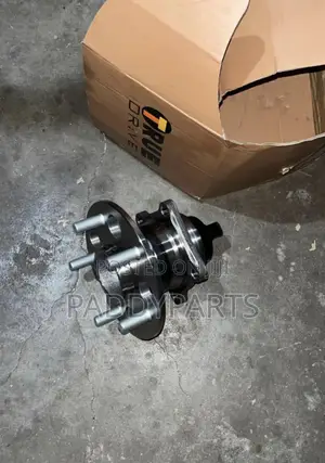 Toyota Sienna Rear Hub Bearing (Complete)