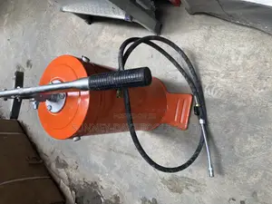 Manual Grease Pump (Grease Bucket)