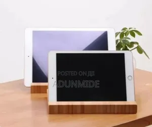 Bamboo Tablet Stand