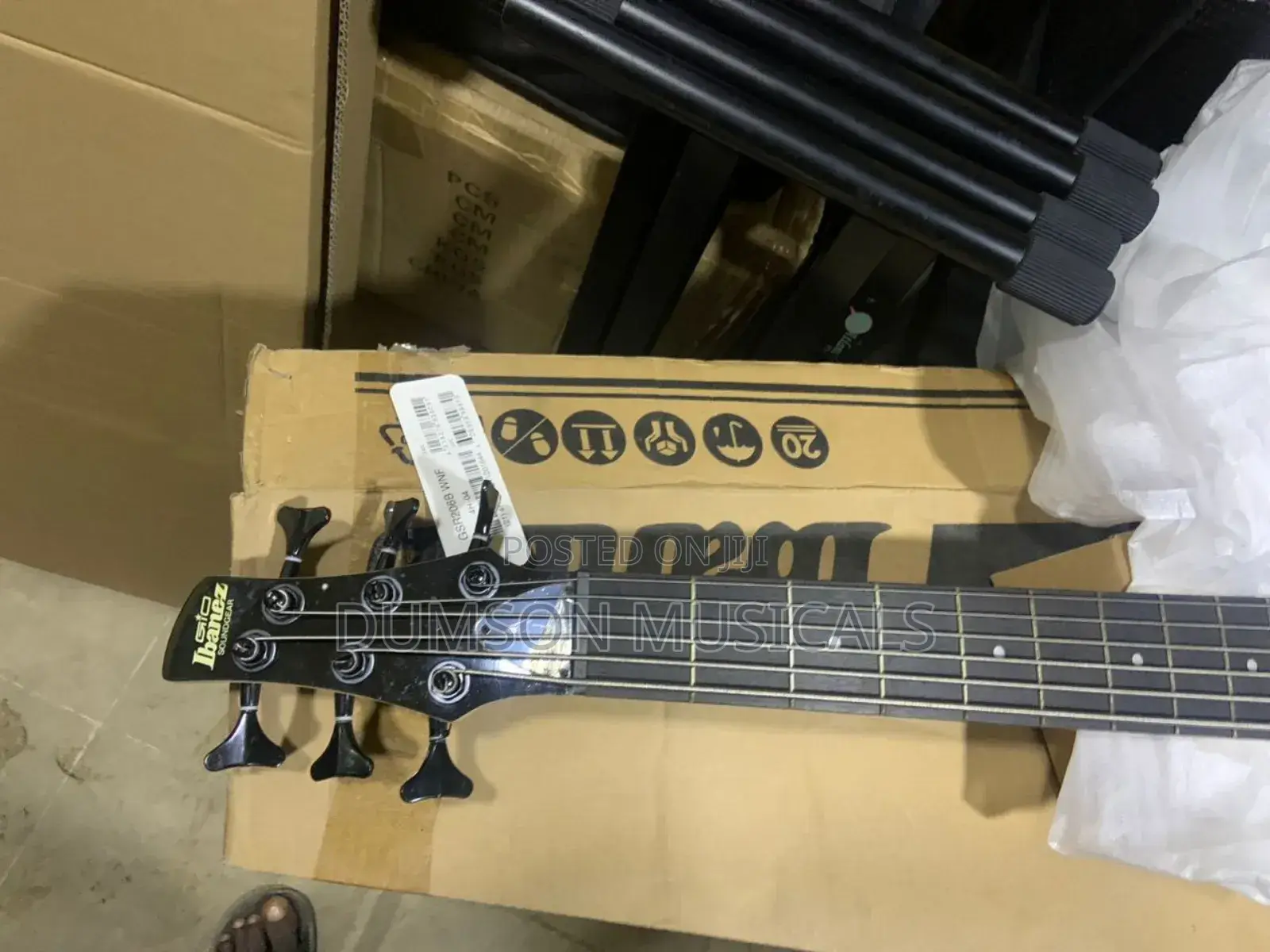 Ibanze Active 6 Strings Bass Guitar