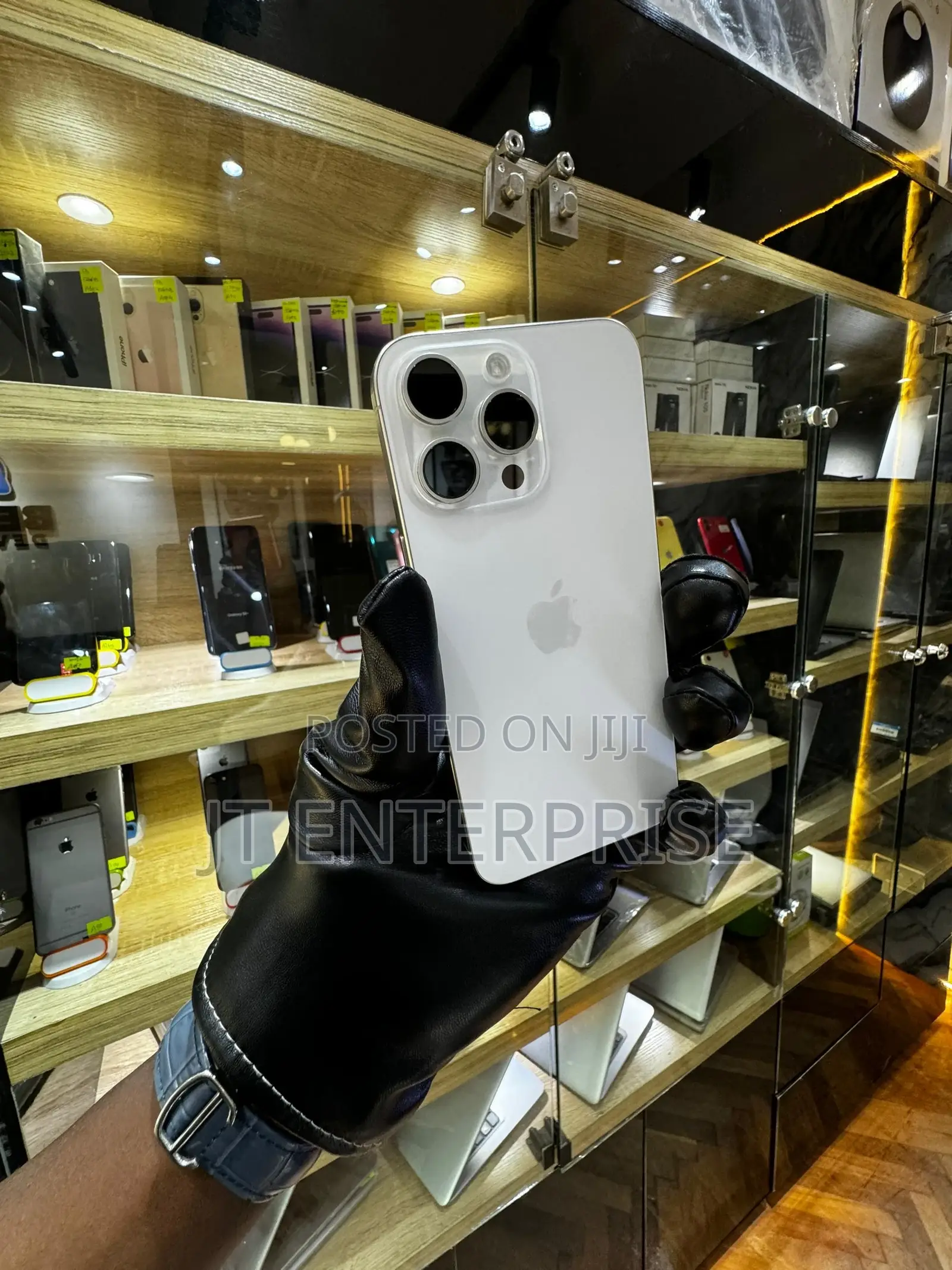 Apple iPhone 15 Pro Max 256 GB White