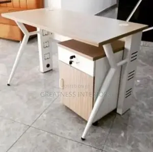 Quality Unique Office Table ( 1.4meter )