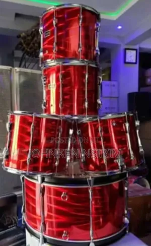 Original Yamaha Parade Drum Set