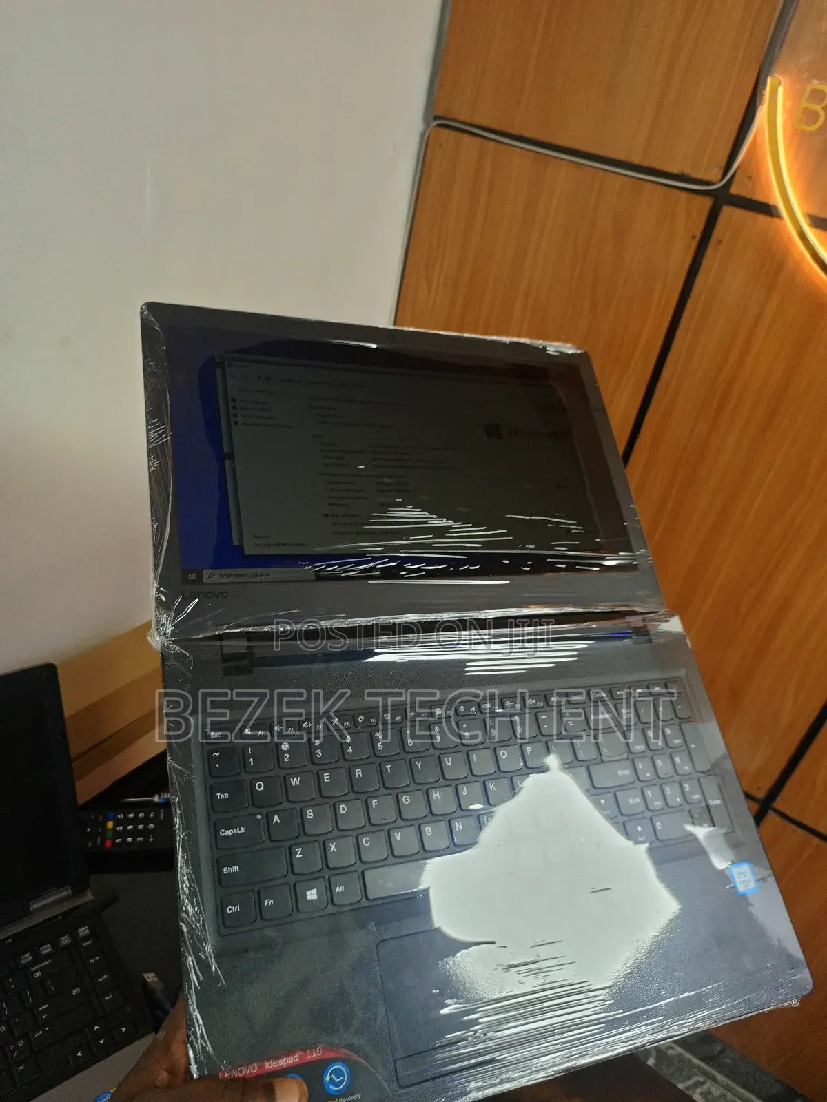 New Laptop Lenovo IdeaPad 110 8GB Intel Core I5 HDD+SSD 500GB