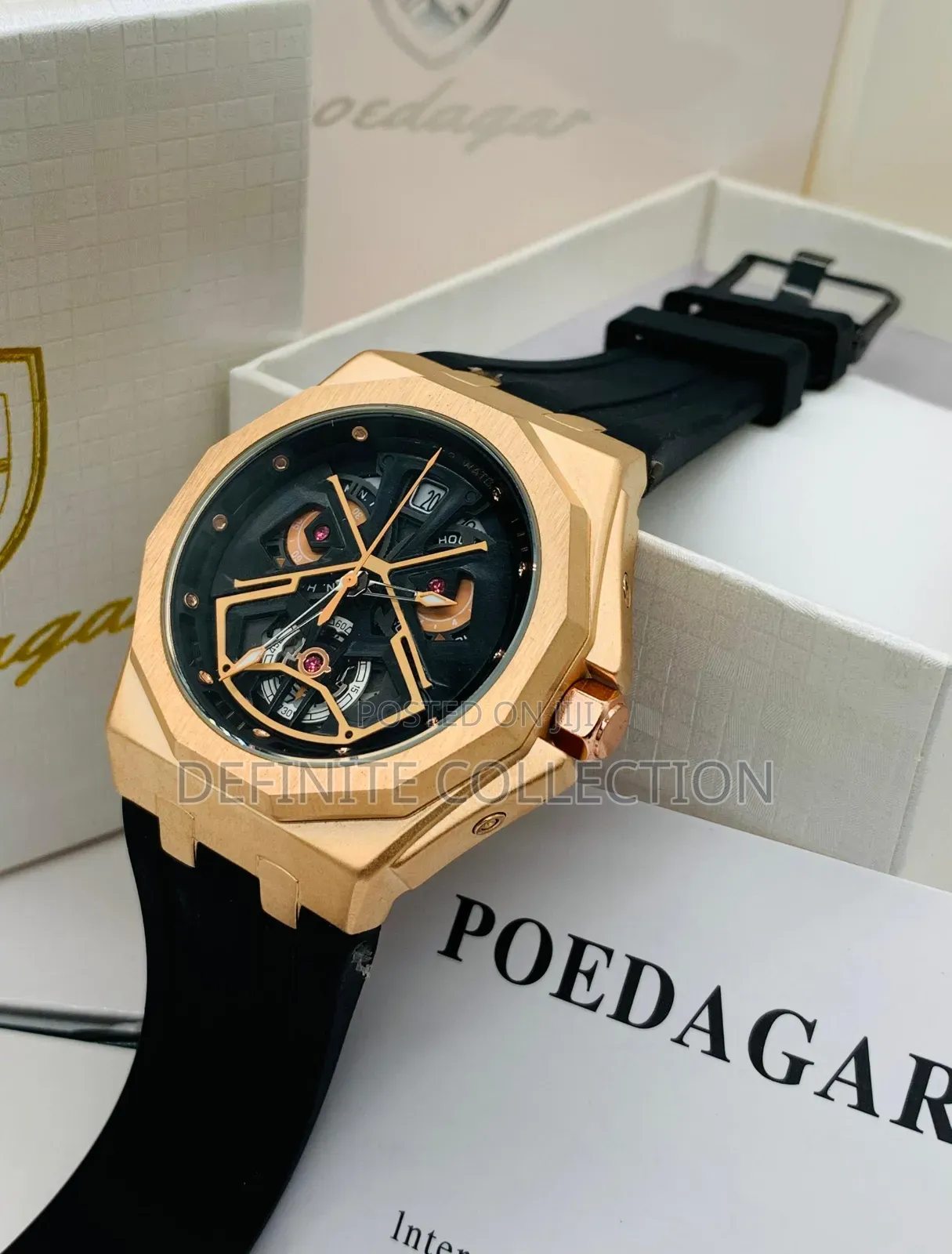 Poedegar Coorperate Wristwatch
