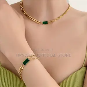 Elegant Green Zircon Set