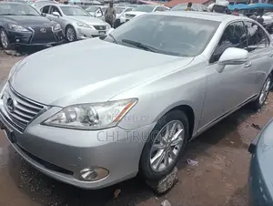 Lexus ES 350 2011 Pearl