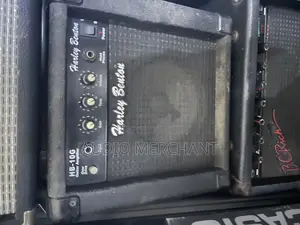 Harley Benton Guitar Amplifier Combo