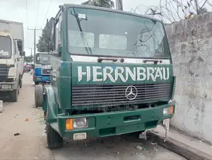 Mercedes Benz Chassis Truck