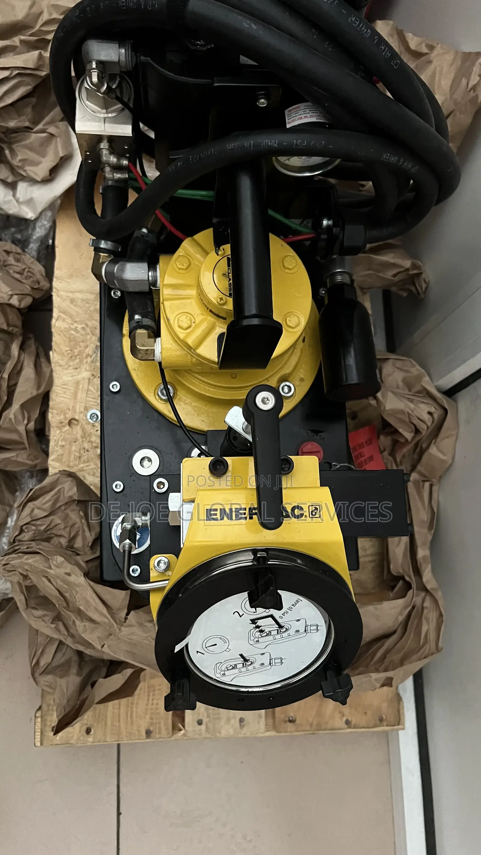 Enerpac Air Hydraulic Torque Wrench Pump Machine