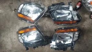 Headlight Ford Ranger 2012