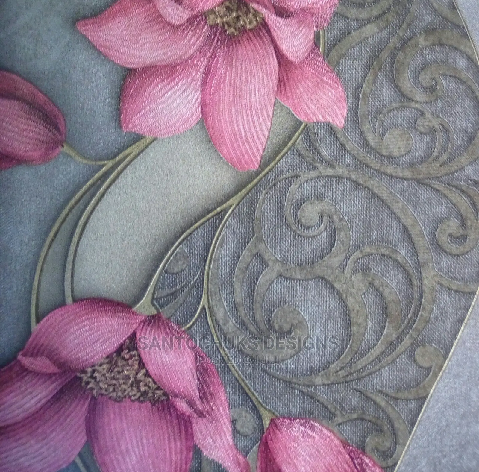 Cornice and Wallpapers