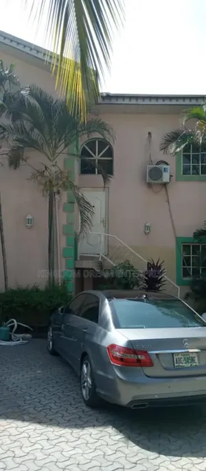 2bdrm Block of Flats in Maitama Main Abuja for sale