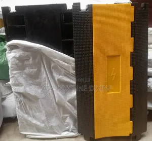 Standard 3channel Cable Protector Ramp 6lines Approximately