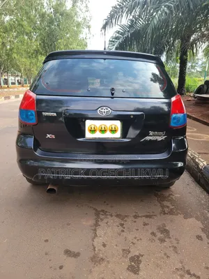 Photo - Toyota Matrix 2005 Black