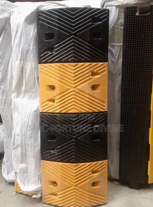 50mm Speed Bumps With Cat Eyes
