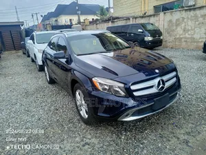 Mercedes-Benz GLA 250 2018 Blue
