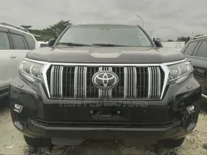 Photo - Toyota Land Cruiser Prado 2022 Black