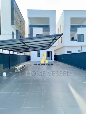 5bdrm Duplex in Lekki for sale