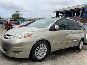 Toyota Sienna XLE Limited 2007 Gold