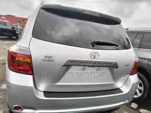 Toyota Highlander Sport 2010 Silver