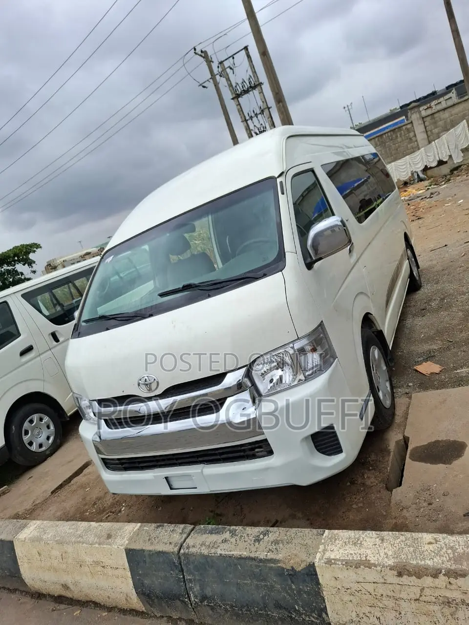 Toyota HiAce 2018 White