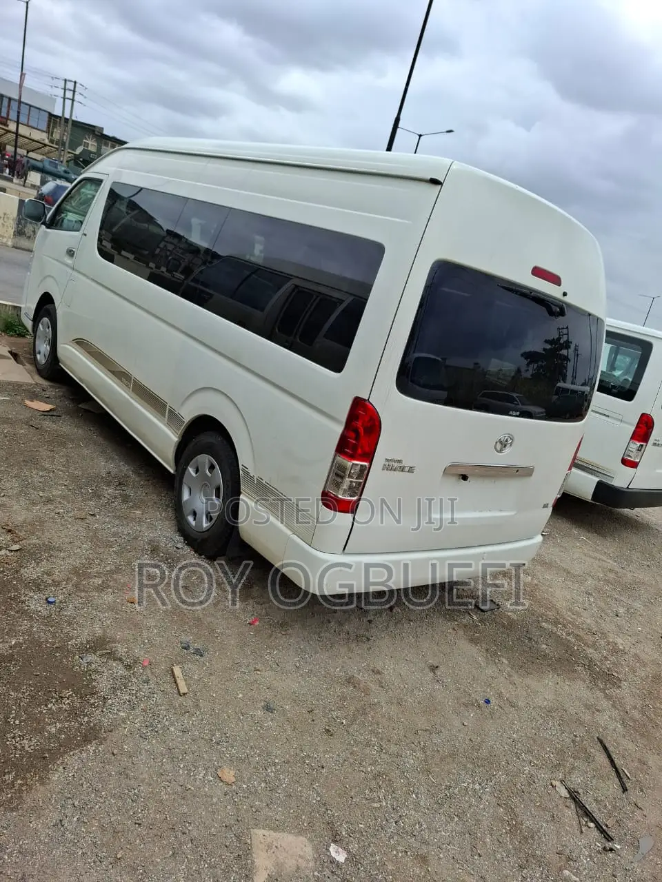 Toyota HiAce 2018 White