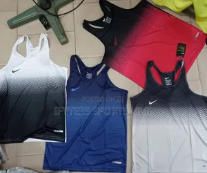 Under Armour Sleeveless Tops